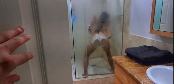  Repair man anal fuck babe in the shower